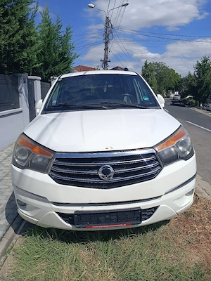 Ssangyong Rodius,an 2014 - imagine 4