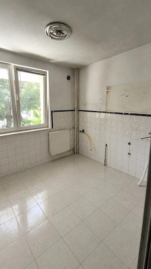 Apartament luminos de 2 camere la Etajul 1 | Ideal pentru investiție sau locuință | Zona Giurgiului  - imagine 4
