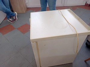 vand mini congelator
