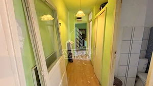 Apartament 2 camere decomandat | Etaj 2 | De renovat | Calea Sagului - imagine 4
