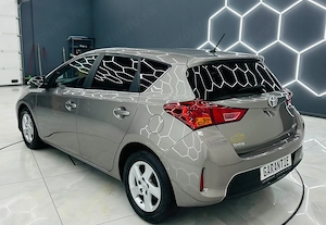 Toyota Auris - imagine 3