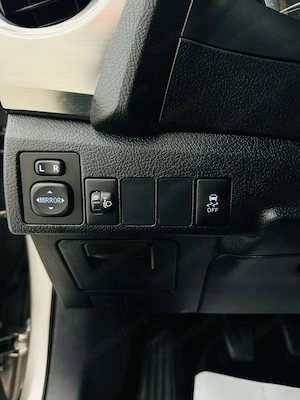Toyota Auris - imagine 10