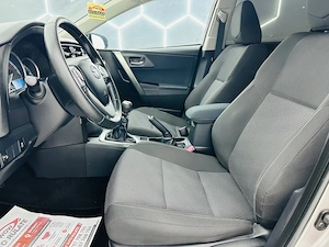 Toyota Auris - imagine 15