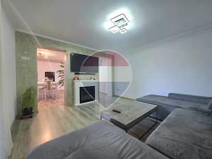 Casa eleganta cu piscina si panouri solare- Medias - imagine 3