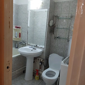 închiriez apartament 2camere Pitești, Razboieni  - imagine 4