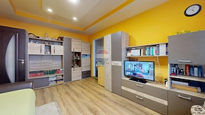 Apartament 3 camere cu potențial | Parcare și beci | Zonă liniștită - imagine 2