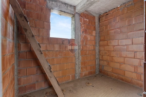 Vilă cu 5 camere de vânzare - Semlac - imagine 10