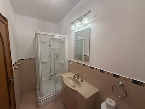 Vilă de închiriat în Grădiște | 5 dormitoare, garaj dublu - imagine 16