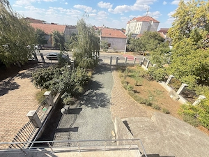 Vilă de închiriat în Grădiște | 5 dormitoare, garaj dublu - imagine 28