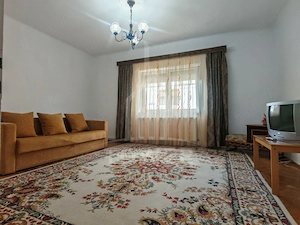 Casă individuală cu 3 camere, curte , în Sibiu, zona Lupeni - imagine 2