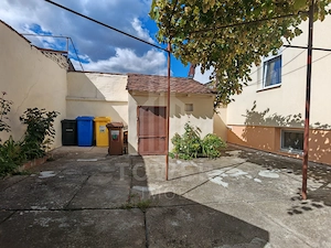 Casă individuală cu 3 camere, curte , în Sibiu, zona Lupeni - imagine 6