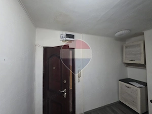 Apartament 2 camere parter inalt centrala gaz zona Dambovita - imagine 2