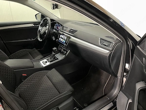 Skoda Superb - imagine 9