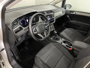 Volkswagen Touran - imagine 5