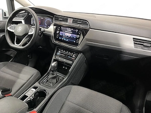 Volkswagen Touran - imagine 9