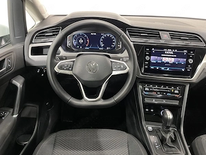 Volkswagen Touran - imagine 6