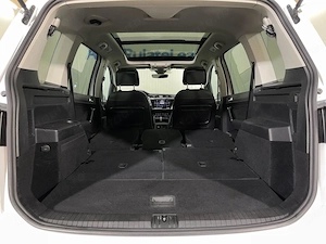 Volkswagen Touran - imagine 16