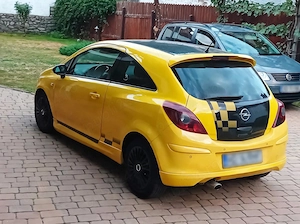 Opel corsa benzina 