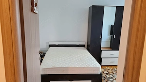 Dau in chirie in zona f. buna apartament o camera - imagine 9