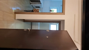 Dau in chirie in zona f. buna apartament o camera - imagine 6