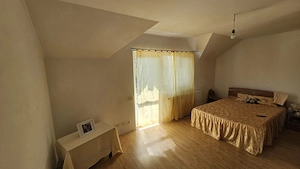 Vand casa cu etaj si mansarda - imagine 4