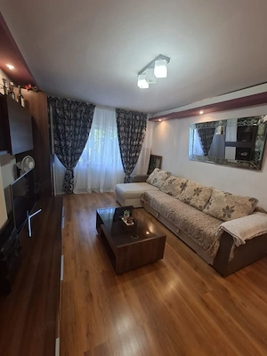 Apartament 3 camere, decomandat, 71 mp, cartier 1 Mai - zona Ciupercă - imagine 3