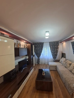 Apartament 3 camere, decomandat, 71 mp, cartier 1 Mai - zona Ciupercă - imagine 4