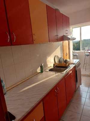 Închiriez apartament  - imagine 3
