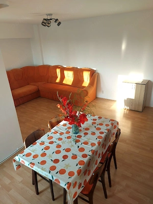 Închiriez apartament  - imagine 2