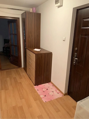 Vand apartament 2 camere decomandat - imagine 6