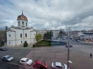 Vând apartament cu trei camere, semidecomandat, strada General Eremia Grigorescu (Gării) - imagine 9
