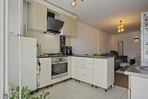 Otopeni, Central, Apartament 3 camere, 78mp, loc parcare, mobilat, centrală - imagine 9