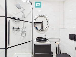Apartament spațios cu 3 camere, zona centrală - imagine 2