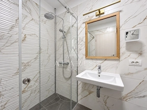 Apartament cu 3 camere, 2 bai, zona Take Ionescu - imagine 13