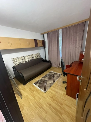 EXCLUSIVITATE PONT apartament 2 camere , centrala termica  0  7  9  3  6  7  8  6  0  9    - imagine 2