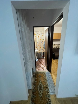 EXCLUSIVITATE PONT apartament 2 camere , centrala termica  0  7  9  3  6  7  8  6  0  9    - imagine 4