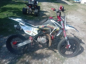 vând un cros și un atv cros de 150 cm si atv tot de 150cm stare bună 