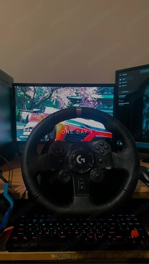 Vand Volan Logitech G923 in stare excelenta