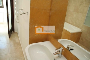 Polona - Pta Romana, Exclusivist, Metrou Pta Romana la 600m distanta - imagine 20