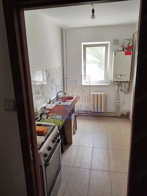 Apartament 3 camere etajul 1 zona Dacia