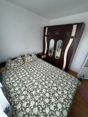 De inchiriat apartament cu 2 camere, spatios, cu balcon. 1200lei luna