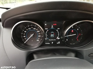 Jaguar F-Pace Portfolio 2.0D 240CP AWD Auto | 122.387 km | 2018 - imagine 7