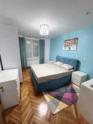 De inchiriat apartament cu 3 camere, decomandat, spatios, cu boxa. 400euro luna - imagine 5