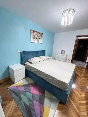 De inchiriat apartament cu 3 camere, decomandat, spatios, cu boxa. 400euro luna - imagine 4