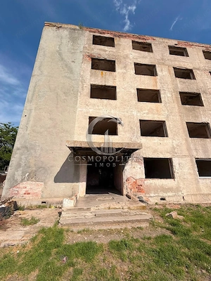 Oportunitate de investitie! Bloc p+4 in orasul Pogoanele/BZ - imagine 4