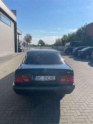 Vand Schimb Mercedes-Benz E200 CDI W210 - imagine 4