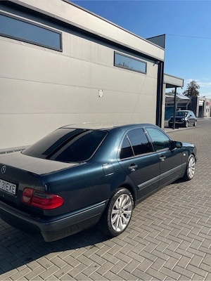 Vand Schimb Mercedes-Benz E200 CDI W210 - imagine 6