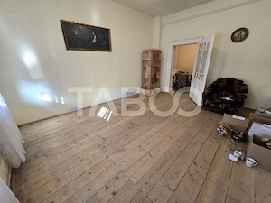 Casa tip duplex de vanzare la curte comuna pivnita in Piata Cluj Sibiu - imagine 2