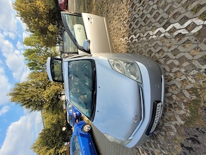 Toyota Prius 2006   hibridul cinstit, confortabil si greu de pensionat - imagine 8