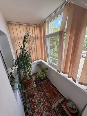 Apartament cu 2 camere,Zona Mall, etaj 3 - imagine 6